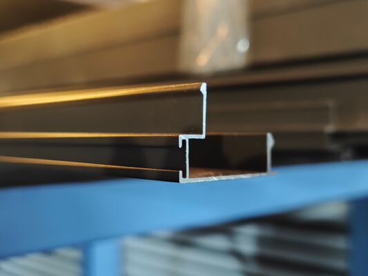 6063 Mảng phông cửa sổ ngoài trời nhựa nhôm